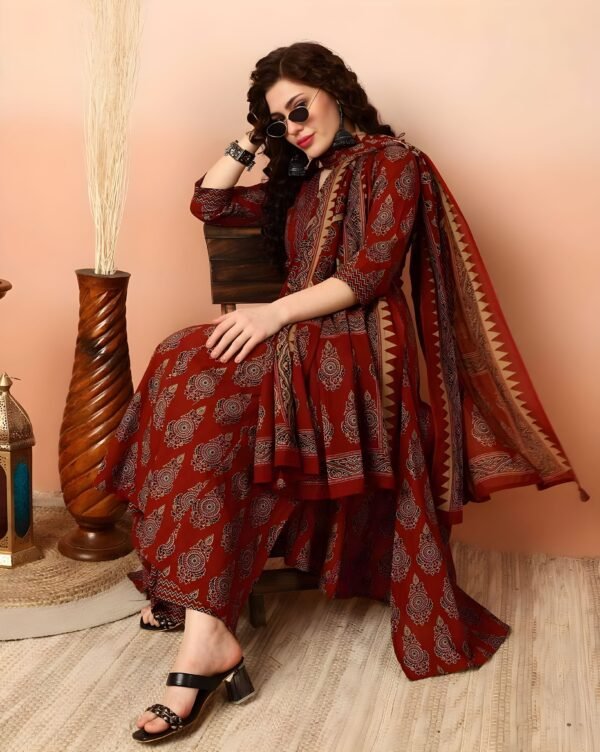 Women’s Rust Red Printed Kurta Pant Set with Dupatta